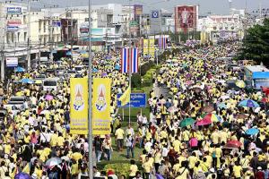 วันที่ 13 ตุลาคม ก่อนถึงม็อบ 3 นิ้ว!!