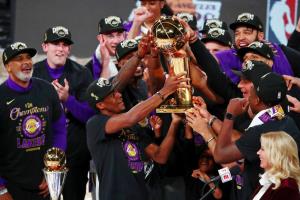 ย้อนรอย10 ปี “เลเกอร์ส” สามัญคืนสู่สูงสุด / MVP