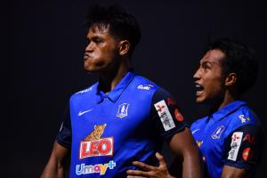 "บีจี" ยังแกร่งบุกอัด "ค้างคาวไฟ" ถึงถิ่น 3-2