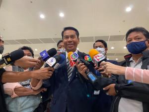 “สุทิน” เชื่อประชุมลับยังจำเป็นหากอภิปรายล่อแหลม ชี้รัฐบาลตั้งคนอภิปรายหวังป่วน แต่ฝ่ายค้านจะไม่หลงตามเกม
