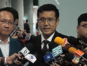 “ชัยวุฒิ” ซัดอย่าดัดจริต ปูดม็อบใช้เงินต่างชาติหนุนจาบจ้วง “พุทธิพงษ์” ยันฟันโซเชียลฯ ผิด กม.