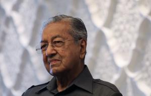 ‘มหาเธร์’ โวยถูกตีความเพี้ยน หลังพูด ‘มุสลิมมีสิทธิ์ฆ่าชาวฝรั่งเศส’ จนโดนทัวร์ลง