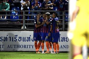 "การท่าเรือ" ขย้ำ "เมืองทอง" 2-0 จ่อคว้าตั๋วลุย ACL แบ่งกลุ่มอัตโนมัติ