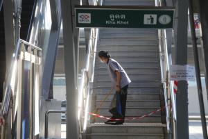 “รถไฟฟ้าบีทีเอส” ปรับแผนเดินรถ-ไปคูคตบ่ายโมงพรุ่งนี้ “ตลาดยิ่งเจริญ” แจกถุงชอปปิ้ง 1 หมื่นใบ