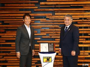 สุดยอด! "นิชิโนะ" เข้า Hall of fame ของญี่ปุ่น ได้รับเหรียญเกียรติยศ