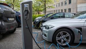 นอร์เวย์ ประเทศแรกในโลก ที่คนเลือกซื้อรถยนต์ไฟฟ้าทะลุ 50%