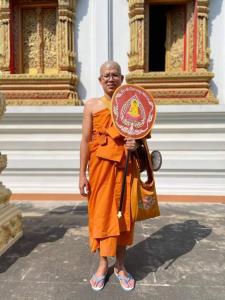 ปลัดเลขาฯ บวชพระต่อชีวิตผู้ว่าฯ วีระศักดิ์