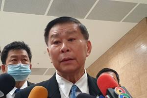 “เสรีพิศุทธ์”อัดรัฐบาลตีรวน ลั่นไม่ต้องแก้ญัตติเชือด ชี้ตามข้อบังคับพูดถึงสถาบันได้เท่าที่จำเป็น