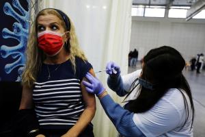 มอบความหวังโลก! อิสราเอลพบผู้ติดเชื้อโควิด-19 ลดลงอย่างมากหลังเริ่มฉีดวัคซีน