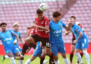 "เมืองทอง" ฟอร์มโหด เปิดบ้านไล่ถลุง "ระยอง" 4-0