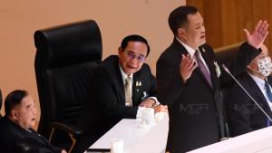 ชี้ “ประยุทธ์-ประวิตร” เสียงไว้วางใจน้อยกว่า “อนุทิน” จับตาฝ่ายค้านเสียงหายอาจมี “งูเห่า”