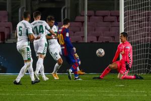 “บาร์ซา” สลัดฟอร์มบู่ครึ่งแรก “เมสซี” ยิงเบิ้ลถล่ม “เอลเช” 3-0