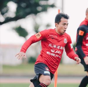 "ชนาธิป" ประเดิมตุงแรก! "ซัปโปโร" ถล่ม "โยโกฮาม่า" 5-1 เปิดฤดูกาลใหม่