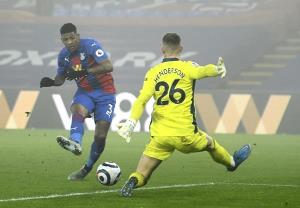 “เฮนเดอร์สัน” เซฟช่วยชีวิต!! “แมนฯ ยู” เจ๊าพาเลซ 0-0 ยิงใครไม่ได้ 3 เกมรวด