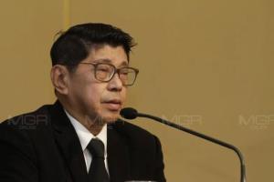 “วิษณุ” แนะรอฟังคำวินิจฉัยกลางศาล รธน. เชื่อจะมีความชัดเจน ปัดข้อเสนอ “พิธา”