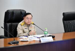 “ประวิตร” เผยประชุมพรรคพปชร.บ่ายนี้ รู้ชัดแนวทางโหวตรธน.วาระ 3  บอกแก้ทั้งฉบับไม่ได้ต้องถามปชช.ก่อน