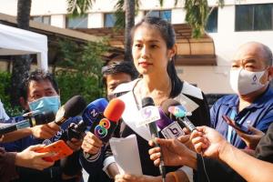พปชร.แย้มงดออกเสียงหากลงมติแก้ รธน.วาระ 3 ขอเคารพคำวินิจฉัยศาล รธน.