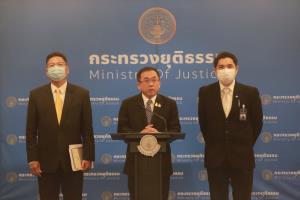 ยธ.ตั้งคณะกรรมการสอบข้อเท็จจริง “แกนนำคณะราษฎร” ถูกทำร้ายในคุก คาด 7 วันรู้ผล