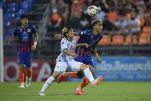 "ท่าเรือ" บุกทั้งเกม โดน "บิลล์" ซัดท้ายเกม พ่ายเชียงราย 0-1