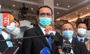 “บิ๊กตู่” ลั่นชุมนุมได้แต่ต้องรับผิดชอบสังคม ประชาธิปไตยต้องไม่ให้ใครเดือดร้อน วอนสื่อช่วยแจง เผย ร.ร.ร้องม็อบข้างทำเนียบฯ