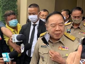 “บิ๊กป้อม” ปล่อยตามกระบวนการ ปมหลานเขยถูกสั่งย้ายเซ่นโควิดระบาด