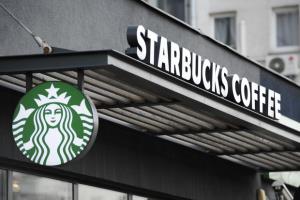 ร้านกาแฟชื่อดังเชียงใหม่ แจงปมดรามาฟันในขนม ยันผลิตได้มาตรฐาน