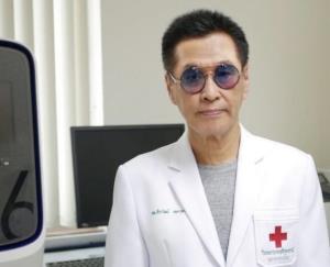 อาจารย์หมอจุฬาฯ ชี้ “Covid war” ยังอีกยาวไกล ท่ามกลางวิกฤตแพทย์-พยาบาล ไม่พอ ย้ำล็อกดาวน์ ไม่ใช่ทางออก