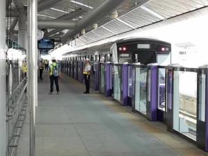 พนักงานรถไฟฟ้าสายสีม่วงประจำสถานีไทรม้าติดโควิด