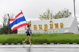 วิ่งธงชาติไทยถึงลำปาง รวมผ่าน 34 วัน รวมระยะทาง 2,567 กม.