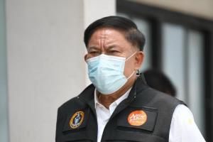 ศบค.สั่งฉีดวัคซีนคลัสเตอร์คลองเตยด่วนพรุ่งนี้ 2 จุด ตั้งเป้า 2-3 พันคนต่อวัน