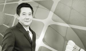 วงการกีฬาเศร้า! "อธิวัฒน์ เวชประเสริฐสุข" พิธีกร-นักพากย์ดังเสียชีวิต