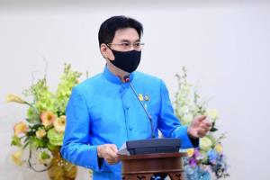“จุรินทร์” แก้ปัญหาขนส่งผลไม้ไปจีนติดขัด แจ้งข่าวดีส่งออก เรือใหญ่ 400 เมตรเทียบท่าได้แล้ว