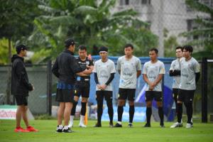 ข่าวดี! ช้างศึกกลุ่มแรกปลอดเชื้อโควิด เตรียมรับวัคซีนเข็มที่ 2