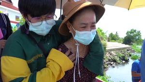 สลด! คุณตาป่วยมะเร็งเลือกทิ้งตัวลงแม่น้ำท่าจีน บอกสงสารเมียเหนื่อย-เสียค่าใช้จ่ายหนักช่วงโควิด-19 ระบาด