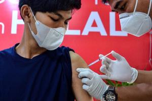 ซ้ำเติมวิกฤต! อินโดนีเซียรวบหมอร่วมขบวนการขโมยวัคซีนโควิด-19 ขายตลาดมืด