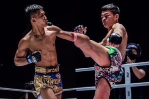"กุหลาบดำ" ลั่นขอส่งหมัดซ้ายอุกกาบาตจัดการ "ซ้ายฟ้าผ่า" ให้รู้ใครแน่!