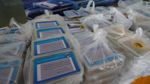 รฟม.ส่งมอบอาหาร 800 กล่องให้บุคลากรโรงพยาบาลรามา