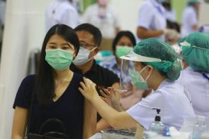 ‘คนอเมริกันที่พำนักในไทย’วอนขอให้ได้ฉีด ‘วัคซีนป้องกันโควิด-19’
