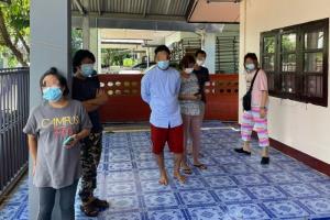 กลุ่มนักข่าวพม่าหลบการปราบปรามสื่อหนีเข้าไทยได้ลี้ภัยในประเทศที่ 3
