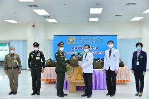 เชิญถุงพระราชทานมอบแก่บุคลากรแพทย์วชิรพยาบาล