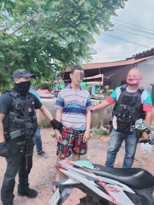 รวบยกทีมฆ่าเสี่ยเลี้ยงวัวดับคาบ้านพัก ผู้ต้องหายอมรับเมียบงการฆ่าหวังทรัพย์มรดก