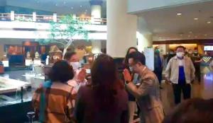 “บิ๊กป้อม” โผล่พบแกนนำ พปชร.นอกรอบก่อนประชุมใหญ่ สามมิตรกลับทันทีหลังเสียตำแหน่ง