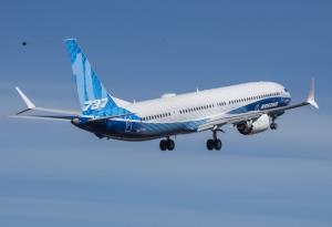 In Pics: โบอิ้งส่ง ‘737 แม็กซ์ 10’ ขึ้นบินอวดโฉมครั้งแรก หวังประชัน ‘A321 นีโอ’