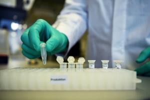 ผลทดลองขั้นสุดท้ายพบวัคซีนโควิด mRNA ของเยอรมนีมีประสิทธิภาพแค่ 48%