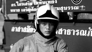 รดน้ำศพ “น้องพอส” วีรบุรุษดับเพลิงเย็นนี้ที่วัดทุ่งครุ ประชุมเพลิง 11 ก.ค. 64