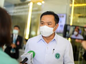 “อนุทิน” ชี้การยกระดับมาตรการควบคุมโรคให้รอมติวันพรุ่งนี้ เชื่อ “ศบค.ใหญ่-เอกชน” ฟังข้อเสนอ สธ.
