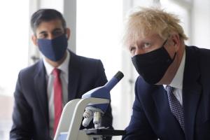 หลังโดนจวกยับ! นายกฯ UK กลับลำยอมกักตัว ใกล้ชิดรัฐมนตรีติดเชื้อโควิด-19