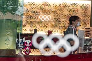 “โตเกียวโอลิมปิก” อาจยกเลิกได้กลางคัน หมู่บ้านนักกีฬาติดเชื้อแล้วกว่า 70 ราย