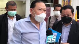 “สันธนะ”โร่มอบตัว คดีร่วมกันอุ้มพ่อค้าถุงมือยางชาวไต้หวัน หลังถูกออกหมายจับ โวยถูกแกล้ง