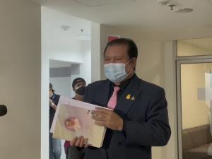 “สนธิญา” ยื่น ปอท.สอบ 2 เพจดัง หลังชาวเน็ตถล่มเรื่องเก็บภาษี “น้องเทนนิส”
